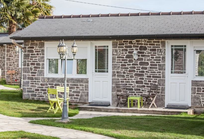 בית מלון כפרי Hôtel Les 13 Assiettes