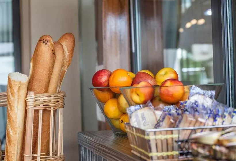 호텔 Hôtel Les 13 Assiettes