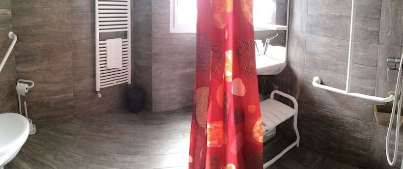 בית מלון כפרי Hôtel Les 13 Assiettes