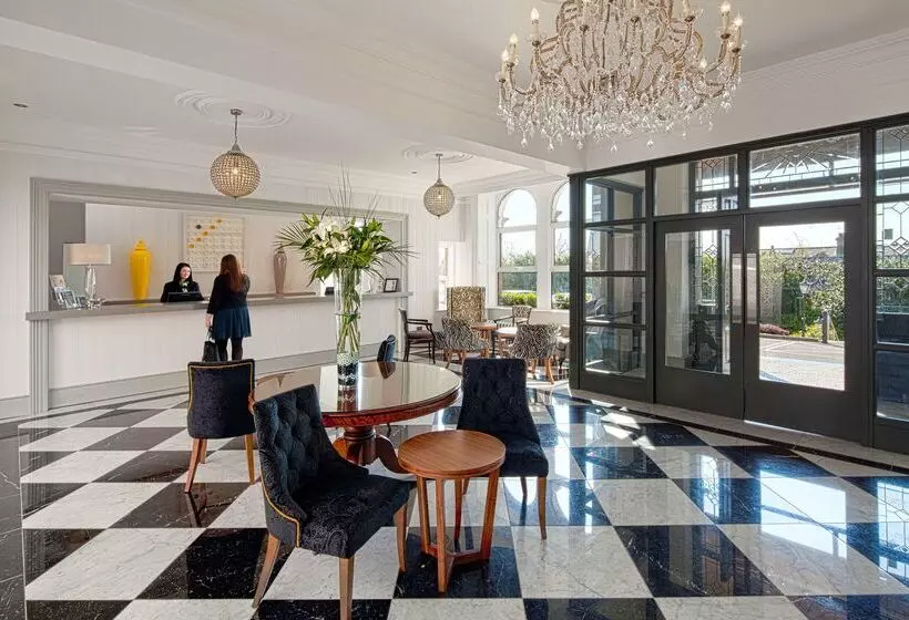 호텔 The Address Cork