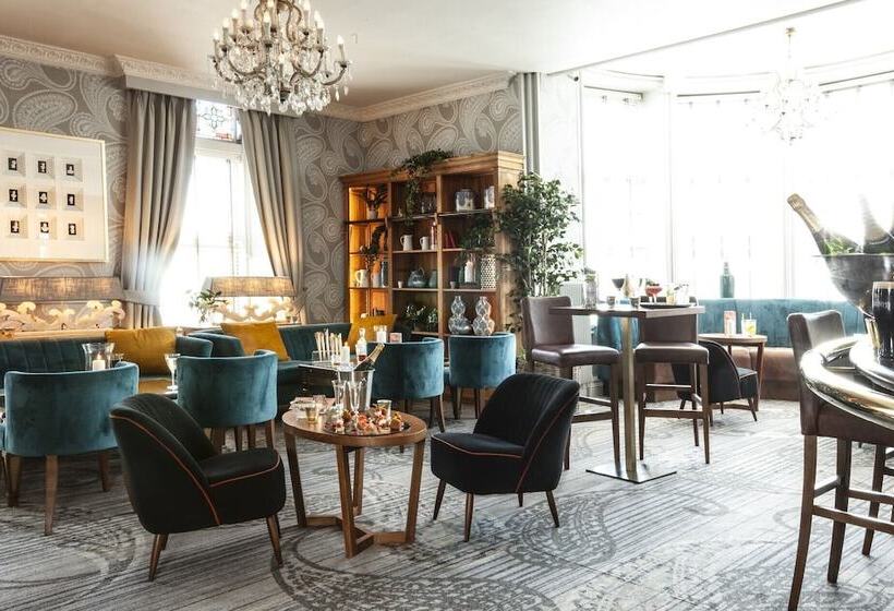 فندق The Address Cork