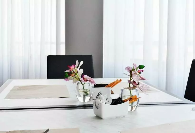 Отель Vila Real Palace