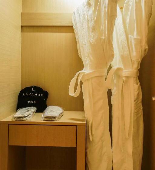 Lavande Hotel Leshan High Speed Railway Station Wanda Plaza