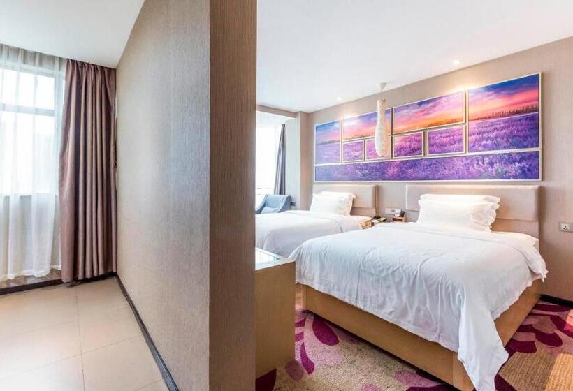 Lavande Hotel Nanchang West Railway Station Xinjian Branch