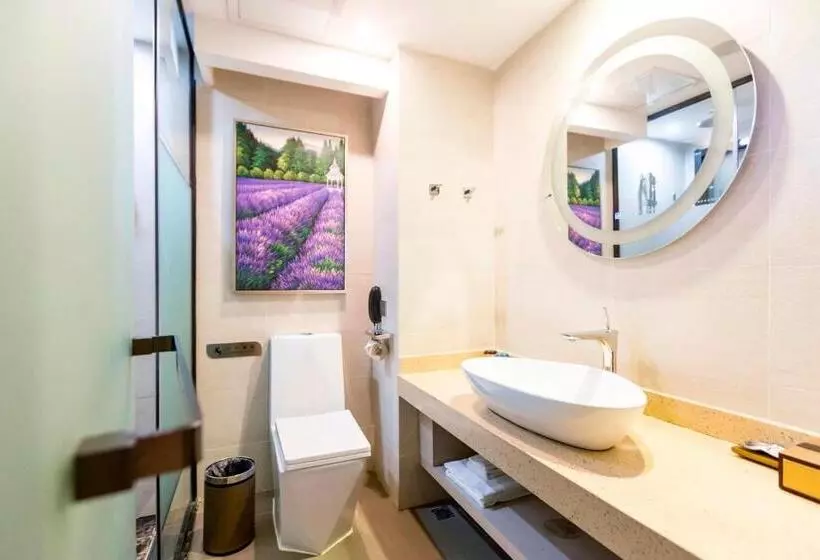 Lavande Hotel Nanchang West Railway Station Xinjian Branch
