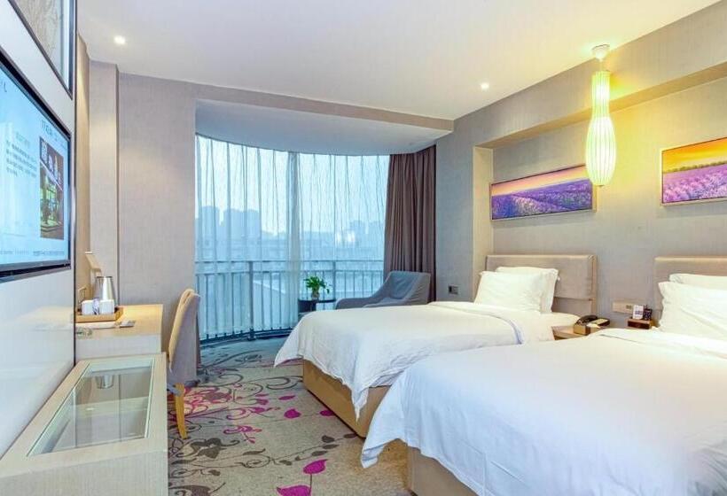 Lavande Hotel Nanchang West Railway Station Xinjian Branch