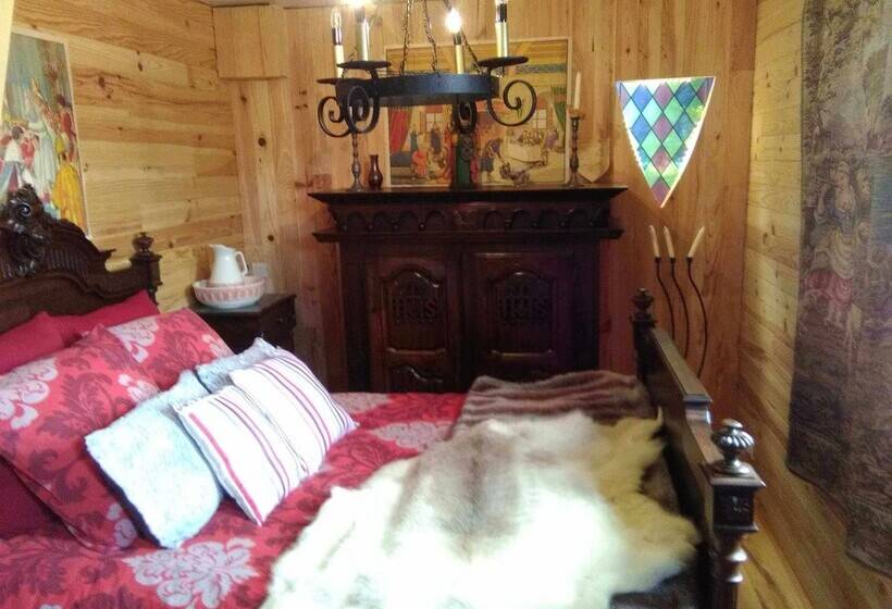 Ecuries Leseigneur   Camping Insolites