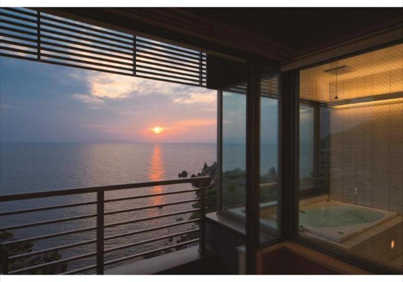 Отель Ryokan Hamayu Shosekian