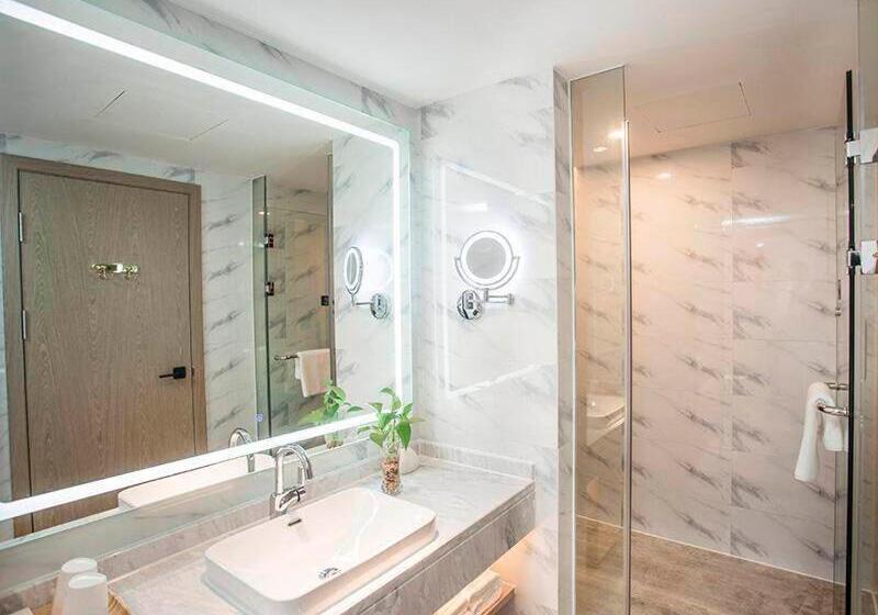 Kyriad Marvelous Hotel Foshan Xiqiao Mountain Scenic Area Qiaoling Square