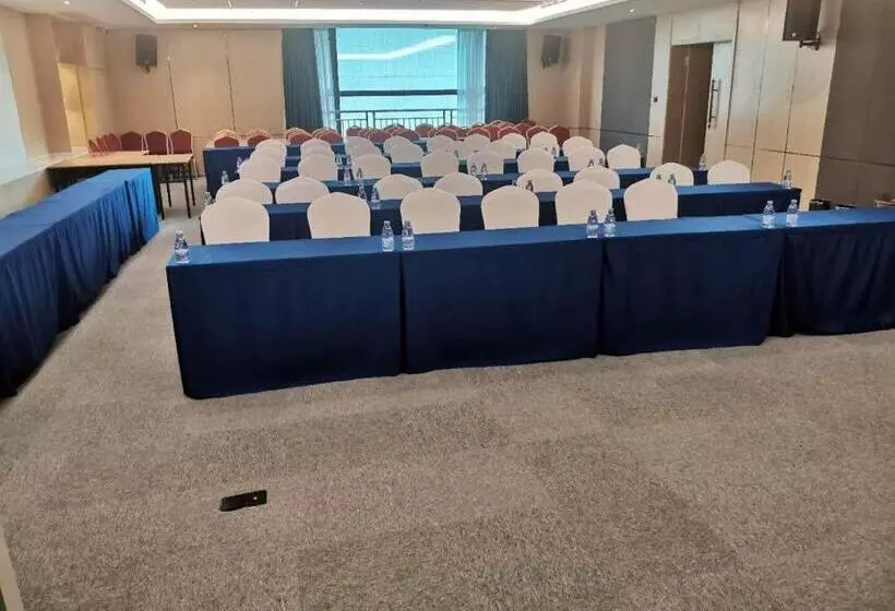 Kyriad Marvelous Hotel Foshan Xiqiao Mountain Scenic Area Qiaoling Square