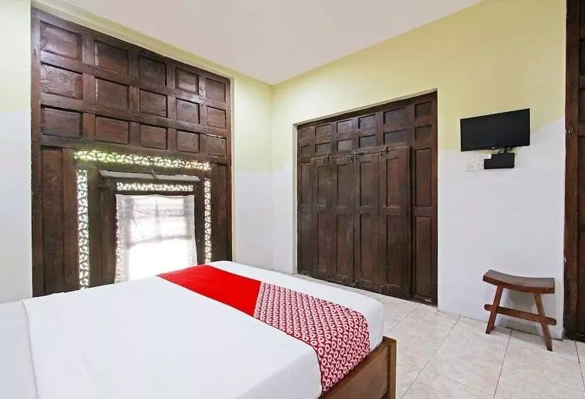 ホテル Oyo 3693 Kopi Klotok Homestay Syariah