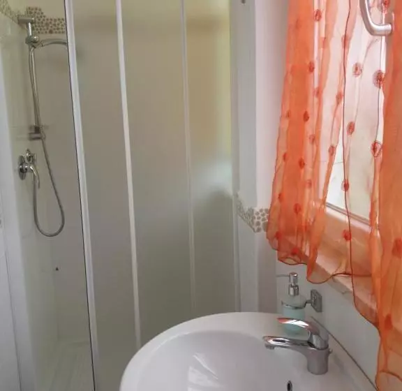 Aamiaismajoitus (B&B) Marevista