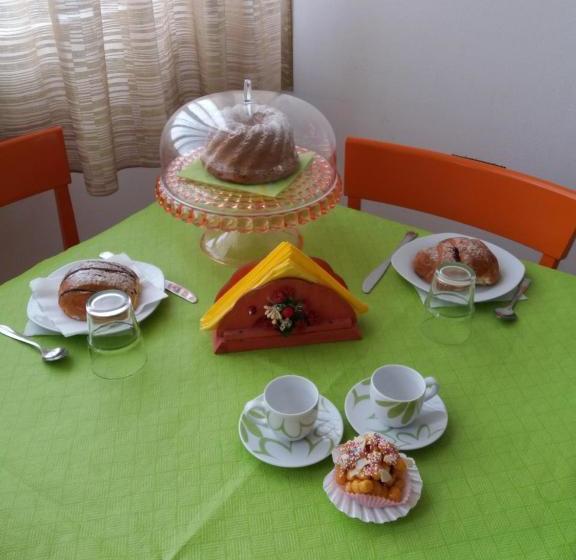 ベッドアンドブレックファースト Marevista