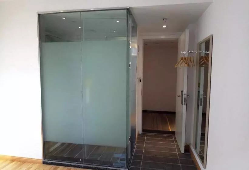 ホテル 7 Days Guiyang Railway Station Xingguan Road Branch