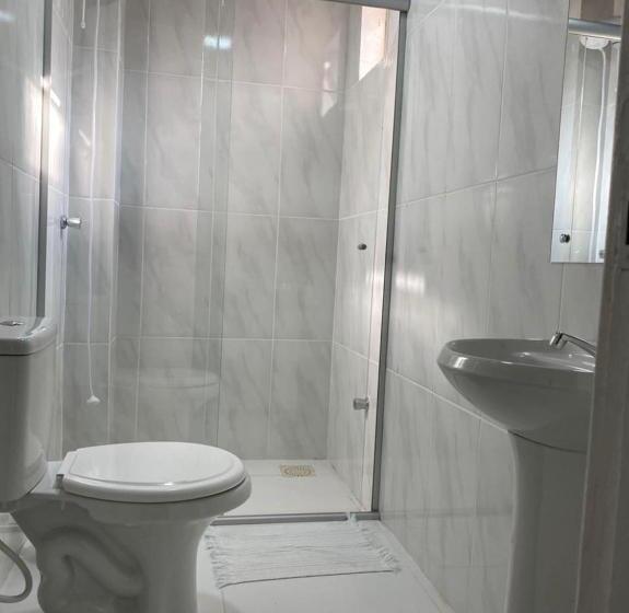 هتل Avenida Center