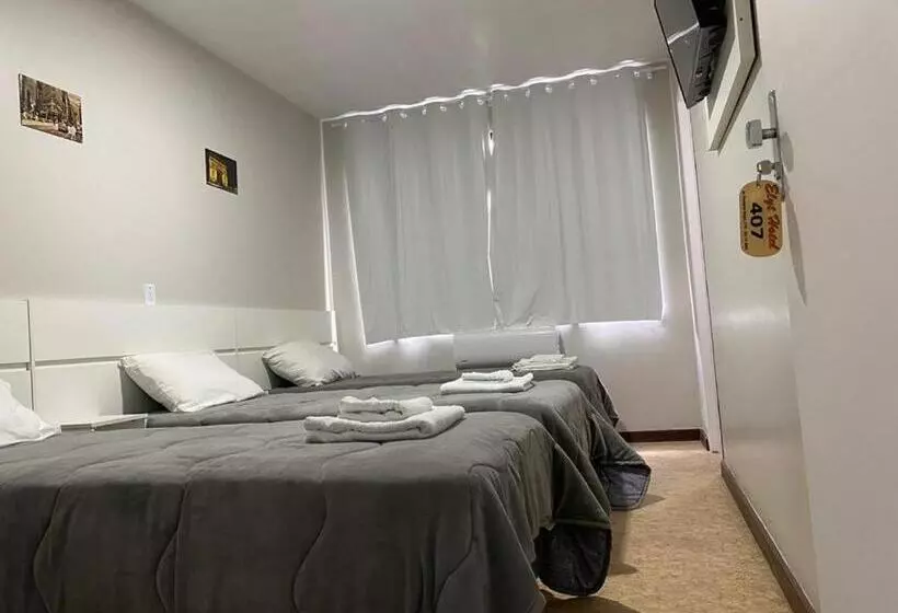 Hotelli Avenida Center