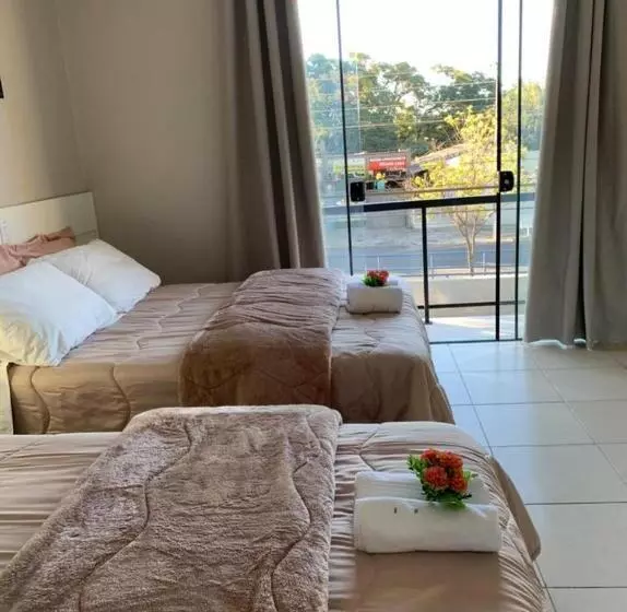 Hotelli Avenida Center