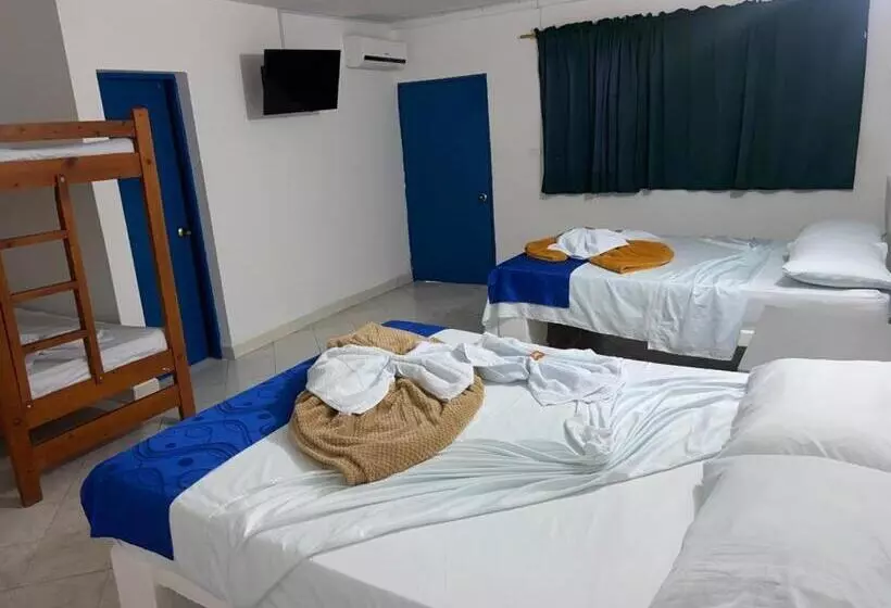 Hotelli Brisas De Santa Fe