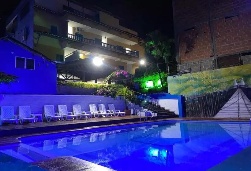 Hotelli Brisas De Santa Fe