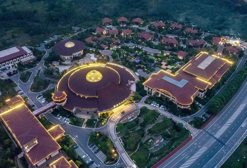 בית מלון כפרי Holiday Inn Dalian Hot Spring, An Ihg