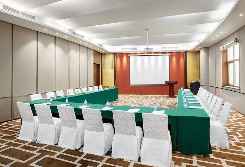 בית מלון כפרי Holiday Inn Dalian Hot Spring, An Ihg