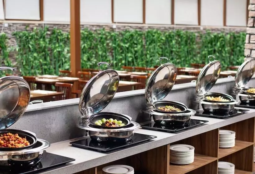 ホテル Holiday Inn Dalian Hot Spring, An Ihg
