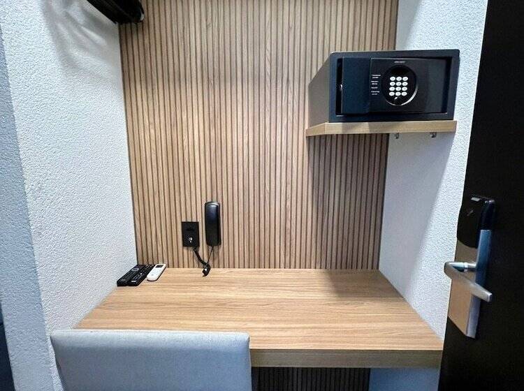 בית מלון כפרי Morada Inn