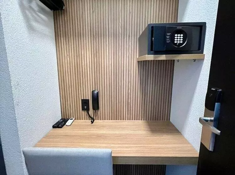 ホテル Morada Inn