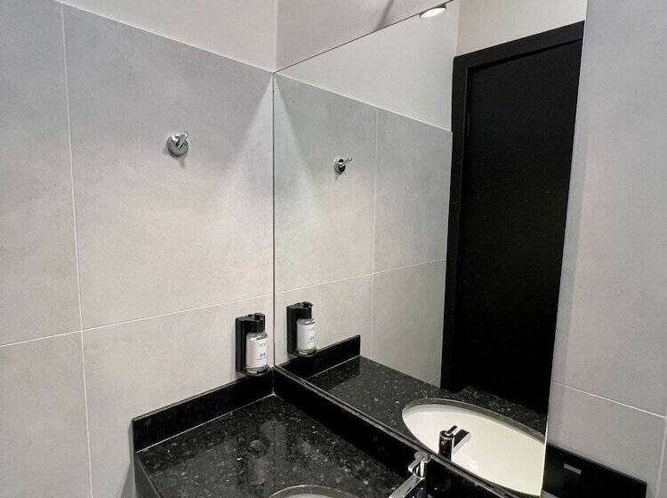 בית מלון כפרי Morada Inn