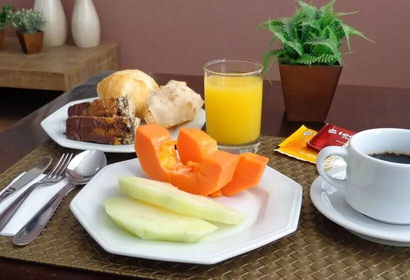 ホテル Morada Inn