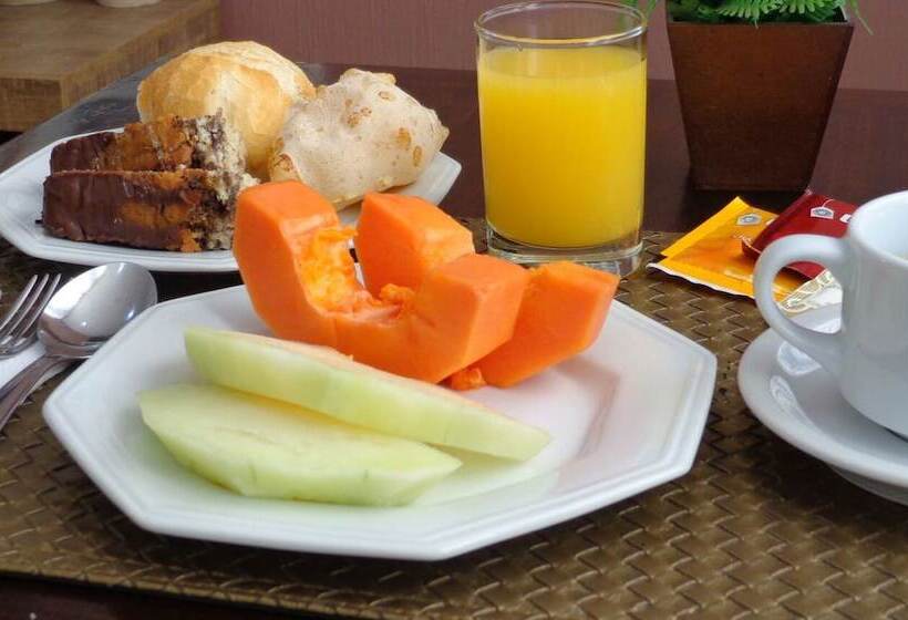 בית מלון כפרי Morada Inn