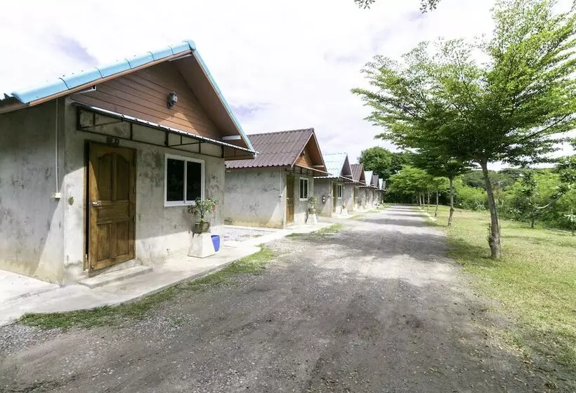 ホテル The Rome Resort