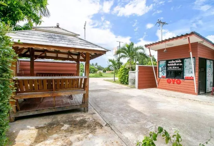 ホテル The Rome Resort