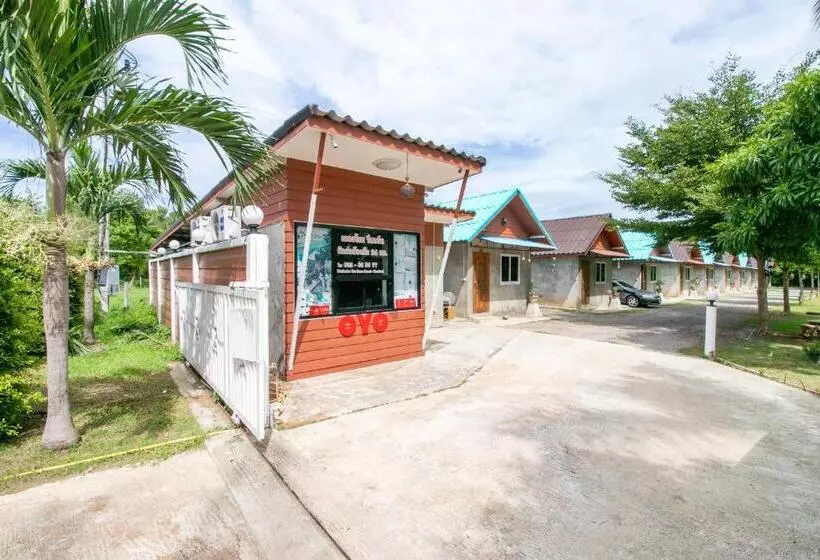 ホテル The Rome Resort