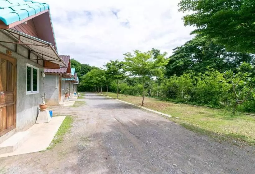 ホテル The Rome Resort