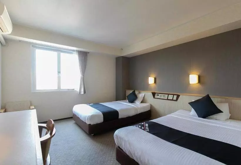 Hotelli Oyo  Park Kotoshiba Ube