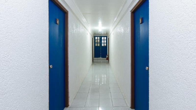 Hotel Reddoorz Plus At Lagoon Resort Zambales