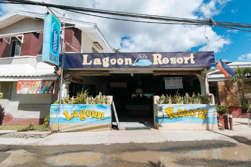 Hotel Reddoorz Plus At Lagoon Resort Zambales