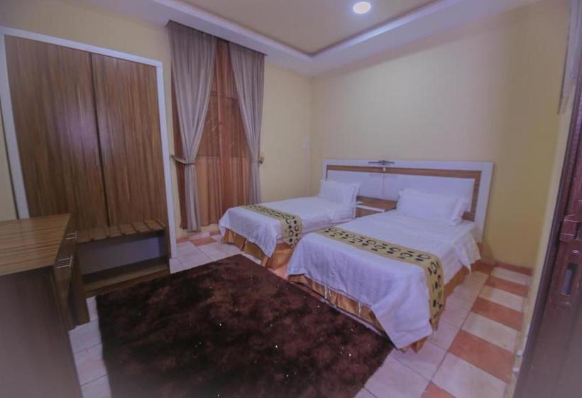 בית מלון כפרי Yar Furnished Apartments