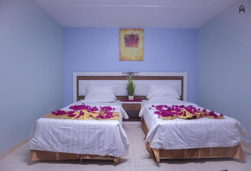 בית מלון כפרי Yar Furnished Apartments