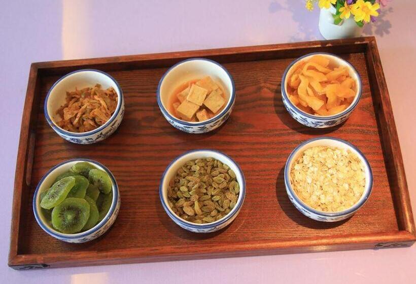 Lavande Hotels·foshan Bijiang Light Rail Country Garden Headquarters