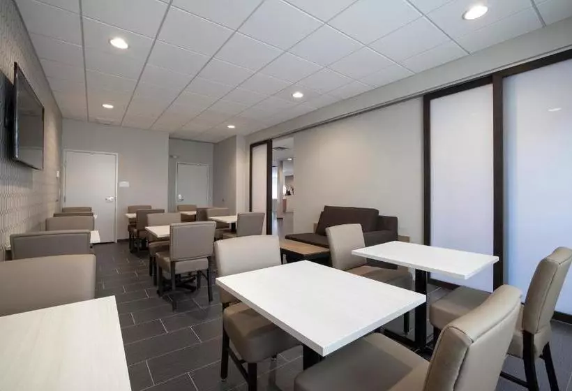 Microtel Inn & Suites By Wyndham Loveland