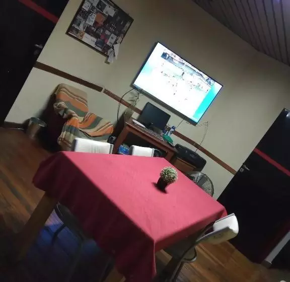 پانسیون Tango Hostel Club