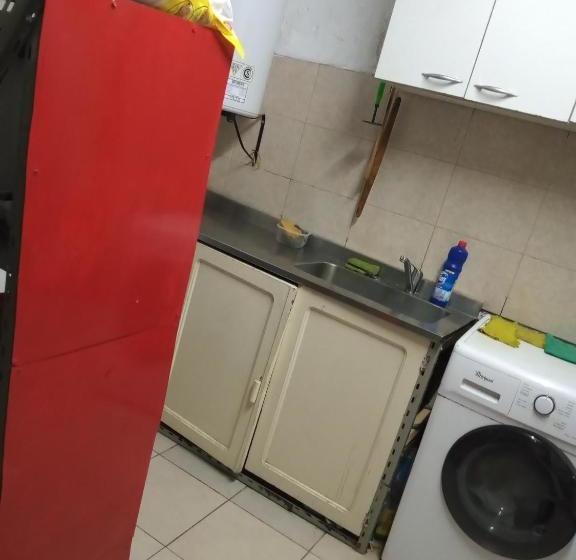 پانسیون Tango Hostel Club