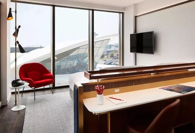 Twa Hotel At Jfk Airport