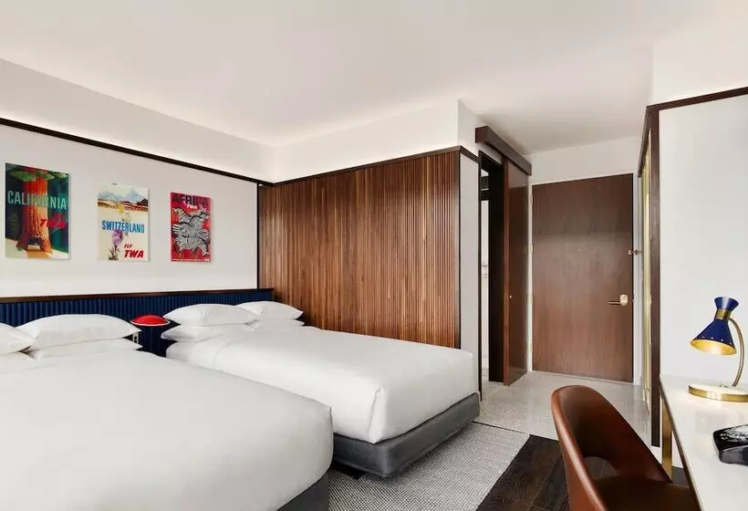 Twa Hotel At Jfk Airport