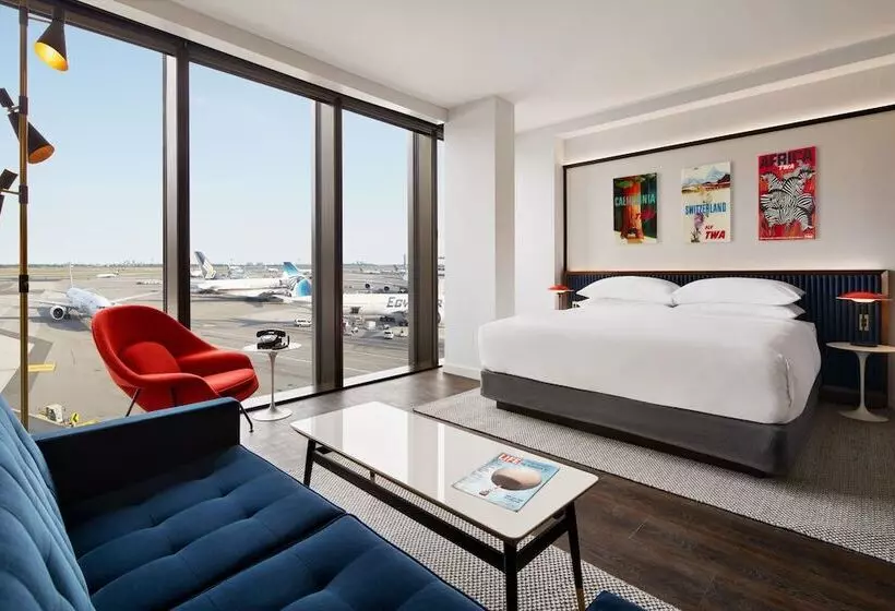 Twa Hotel At Jfk Airport