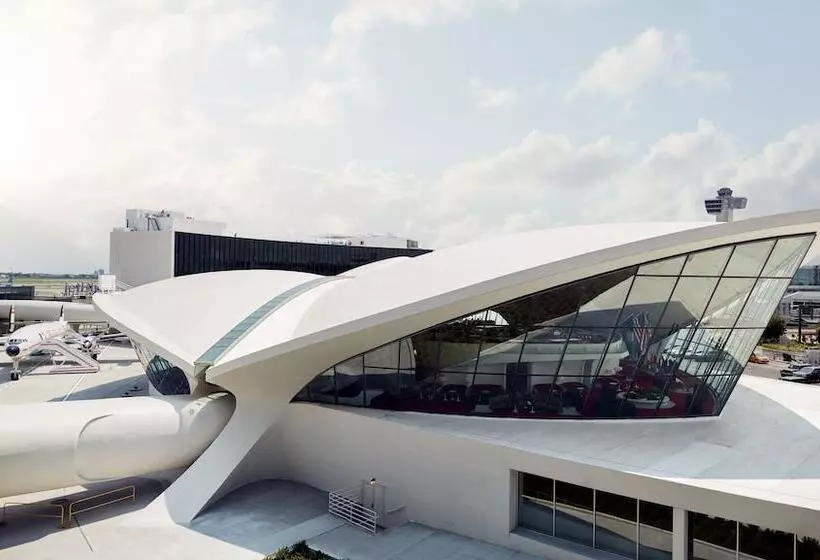 Twa Hotel At Jfk Airport