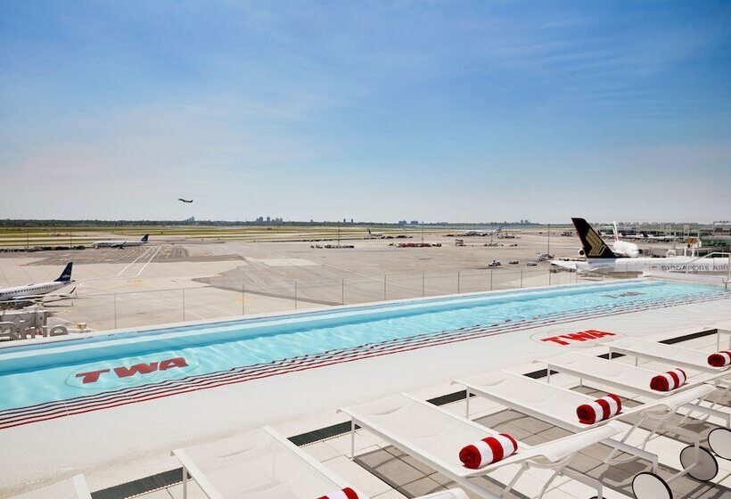 Twa Hotel At Jfk Airport