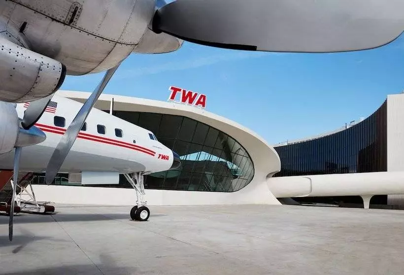 Twa Hotel At Jfk Airport